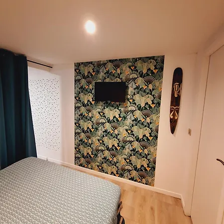 Joli 25m2 Avec Cuisine